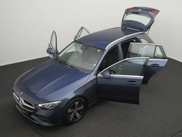 Mercedes-Benz C-Class view 14