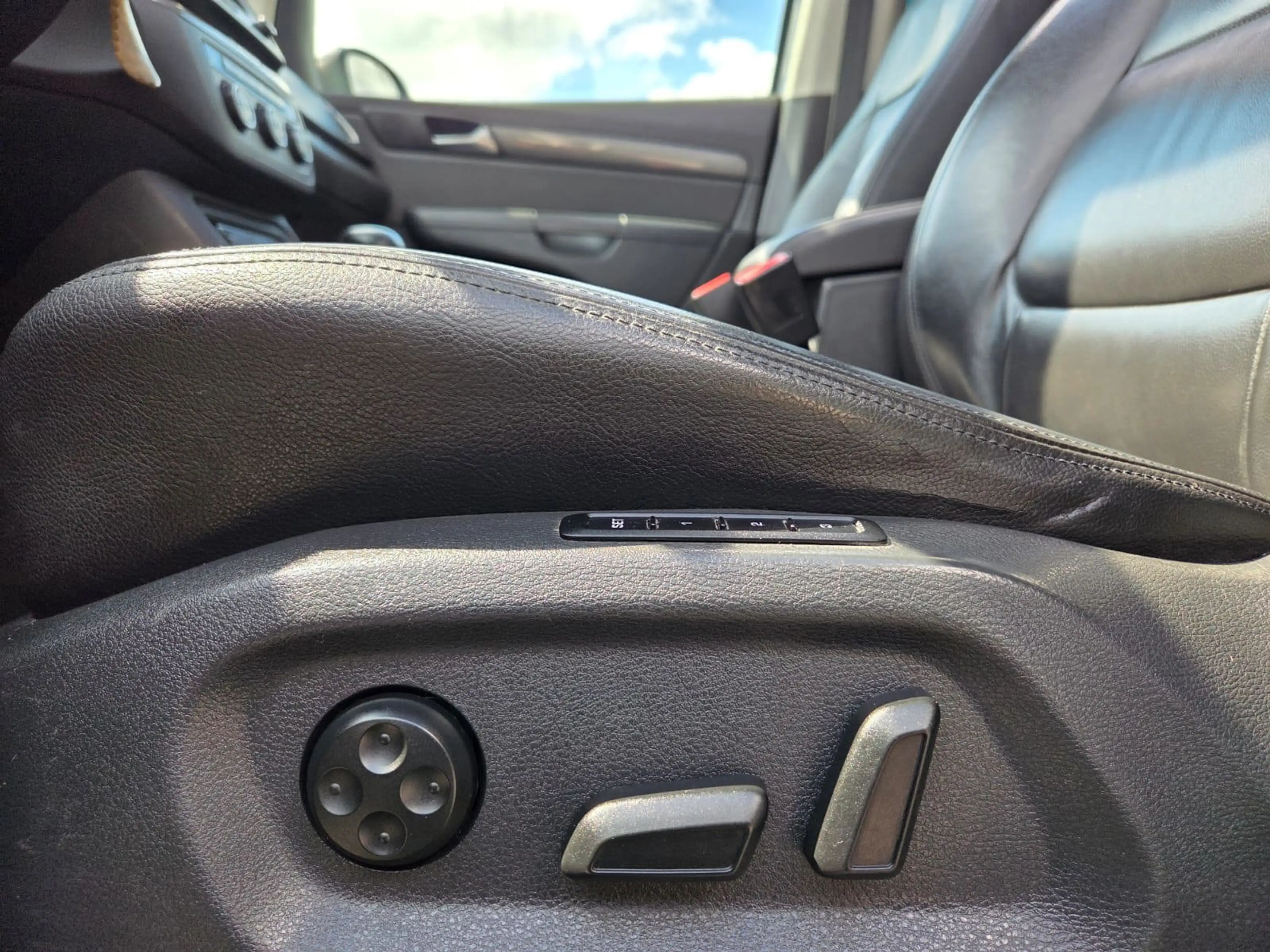Volkswagen Sharan 2.0 TDI AUTOMAAT PANORAMA 7P !! — photo 10