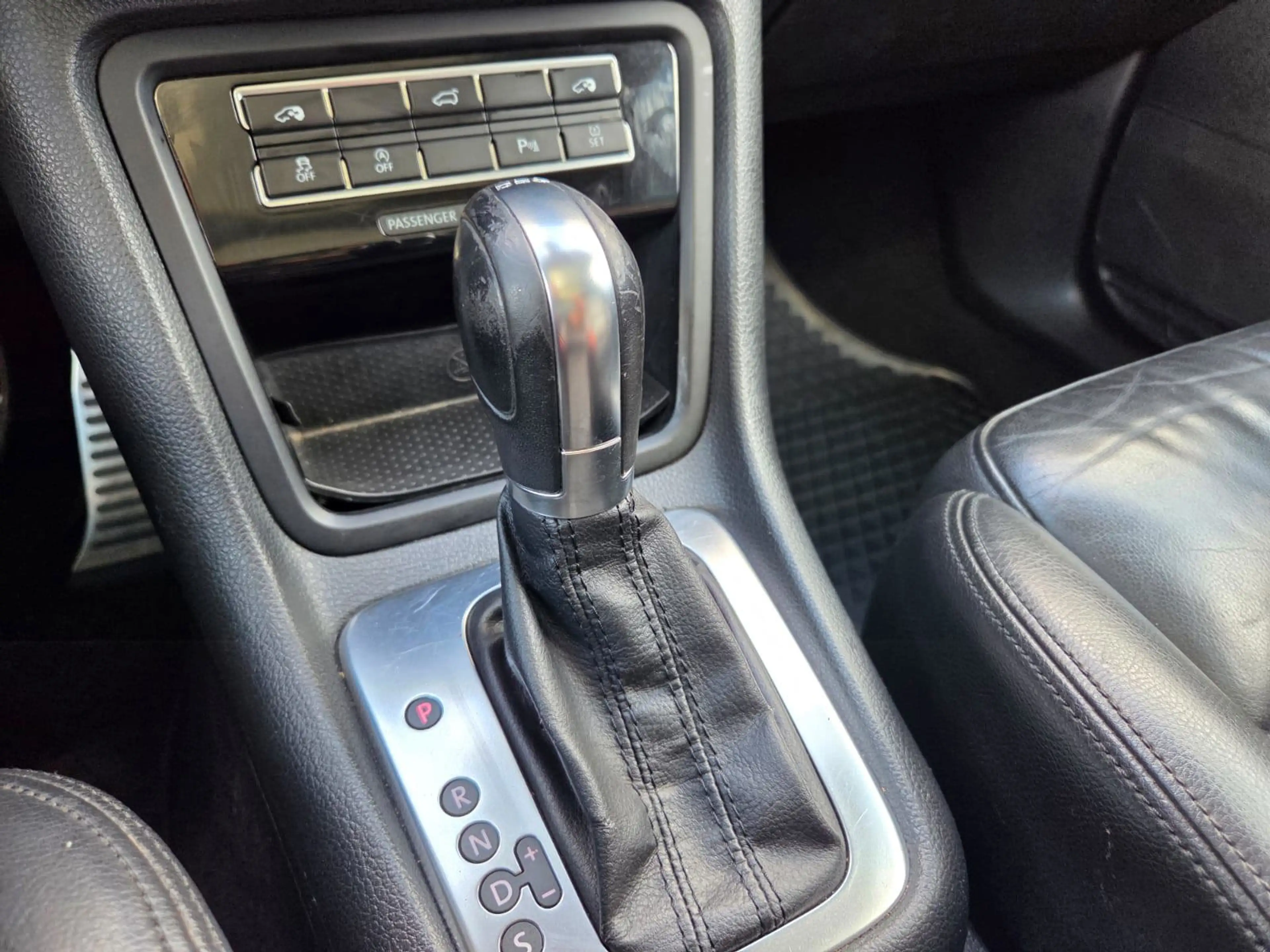Volkswagen Sharan 2.0 TDI AUTOMAAT PANORAMA 7P !! — photo 14