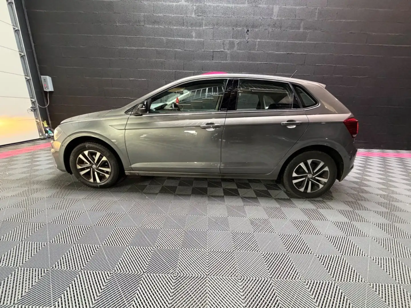 Volkswagen Polo 1.0 TSI 95 SS BVM5 IQ.DRIVE Gris - 2