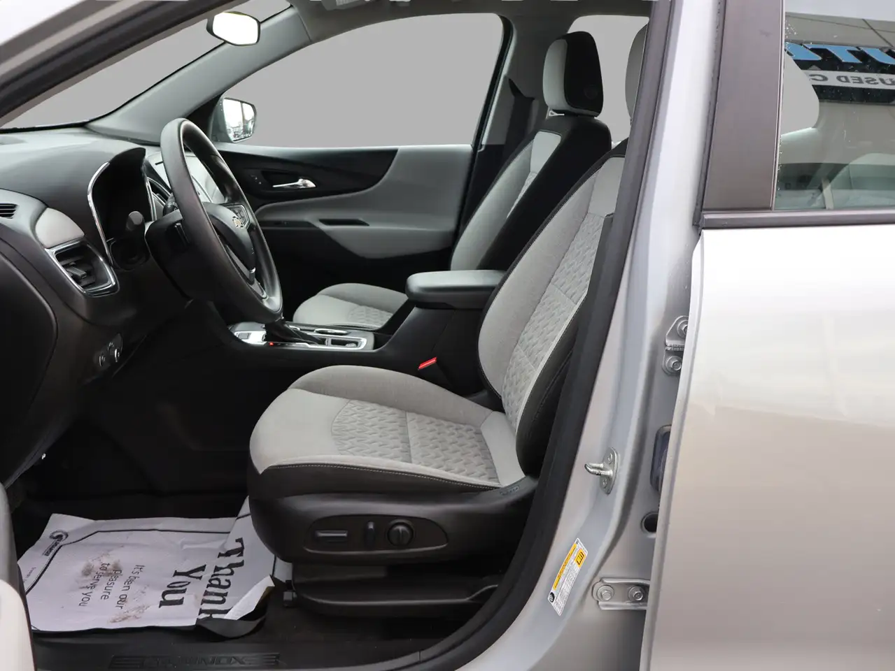 Chevrolet Equinox снимка Chevrolet Equinox