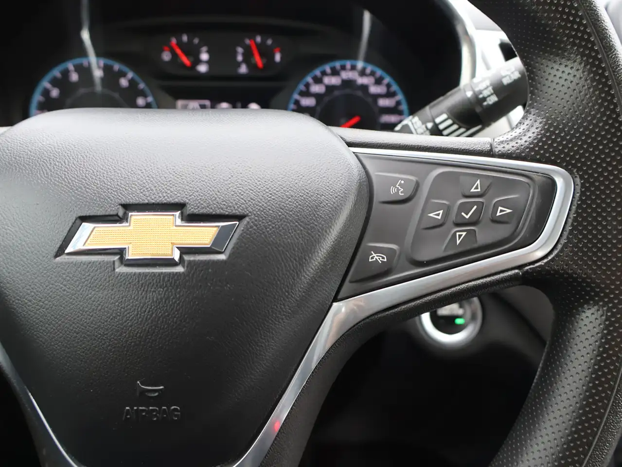 Chevrolet Equinox снимка Chevrolet Equinox
