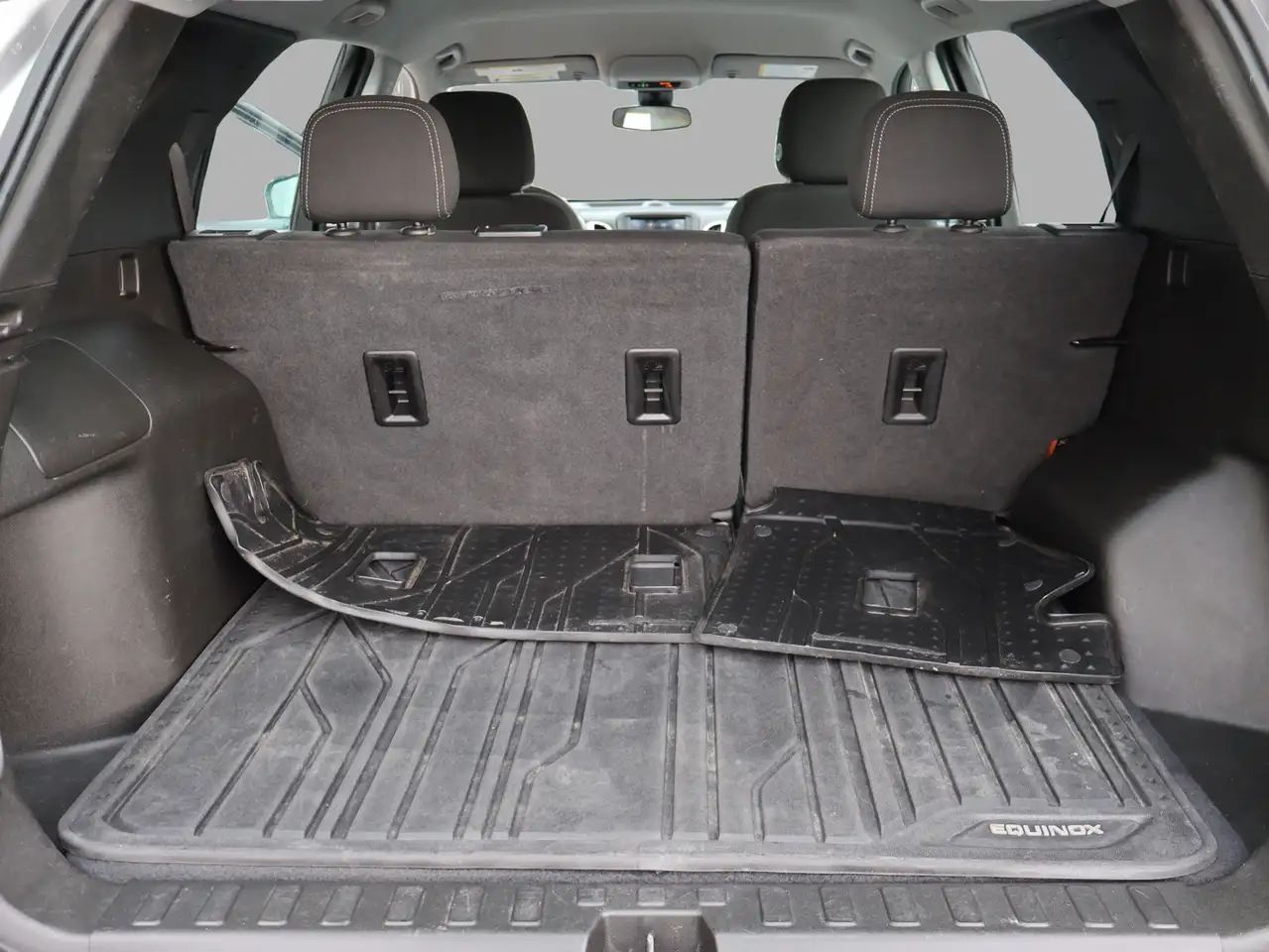 Chevrolet Equinox снимка Chevrolet Equinox