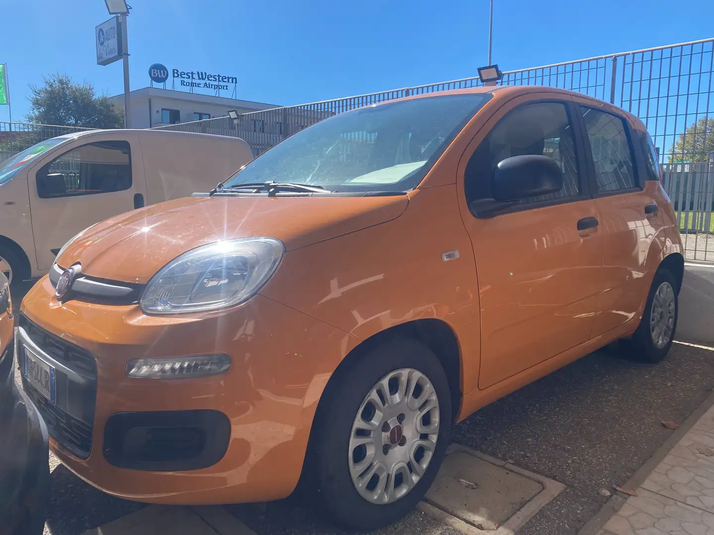 Fiat Panda 1.0 firefly hybrid 70Cv 5POSTI - Prezzo REALE! Arancione - 1