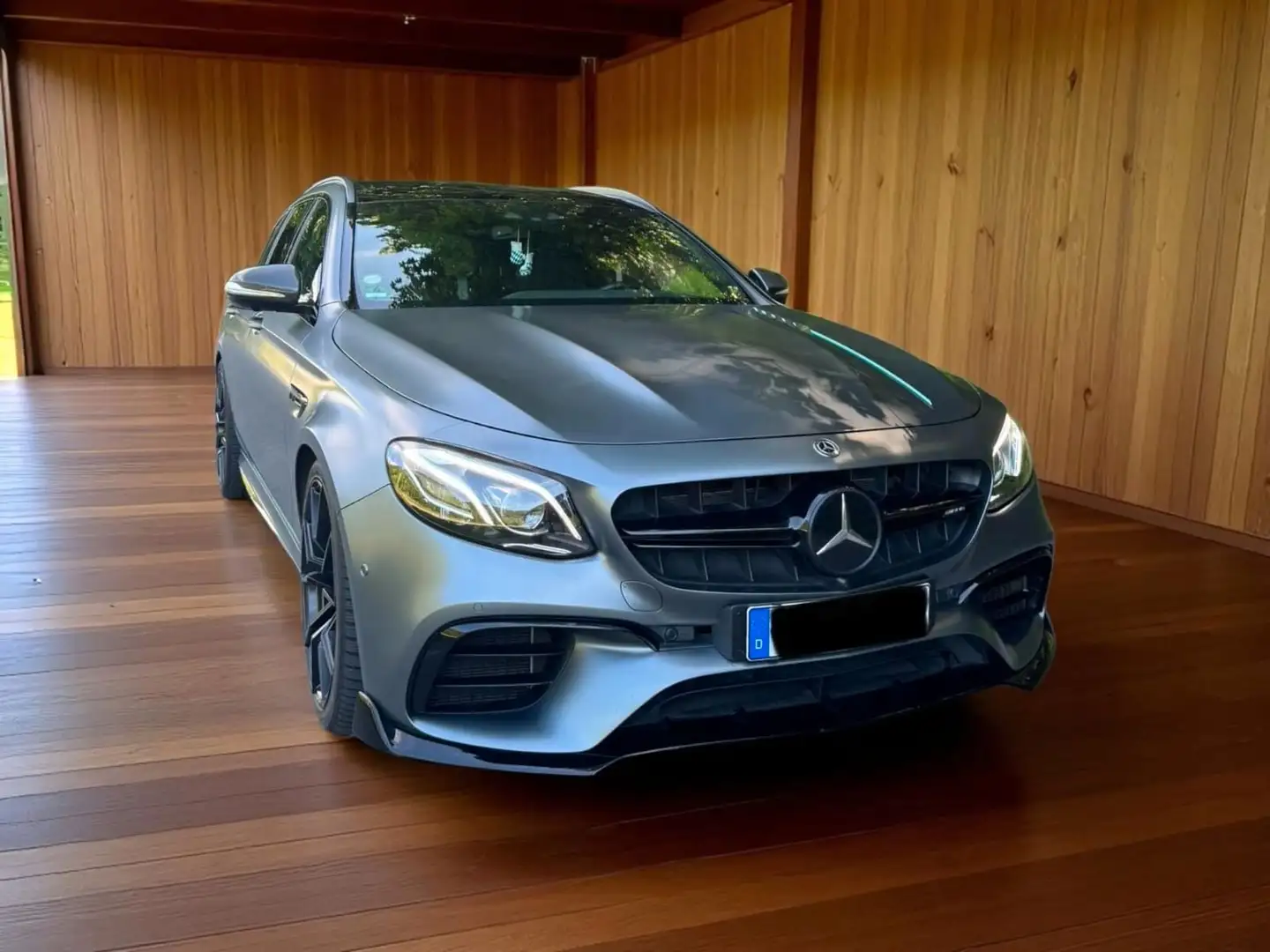 Mercedes-Benz E 63 AMG S Original Junge Sterne Garantie,oOPF Grigio - 2