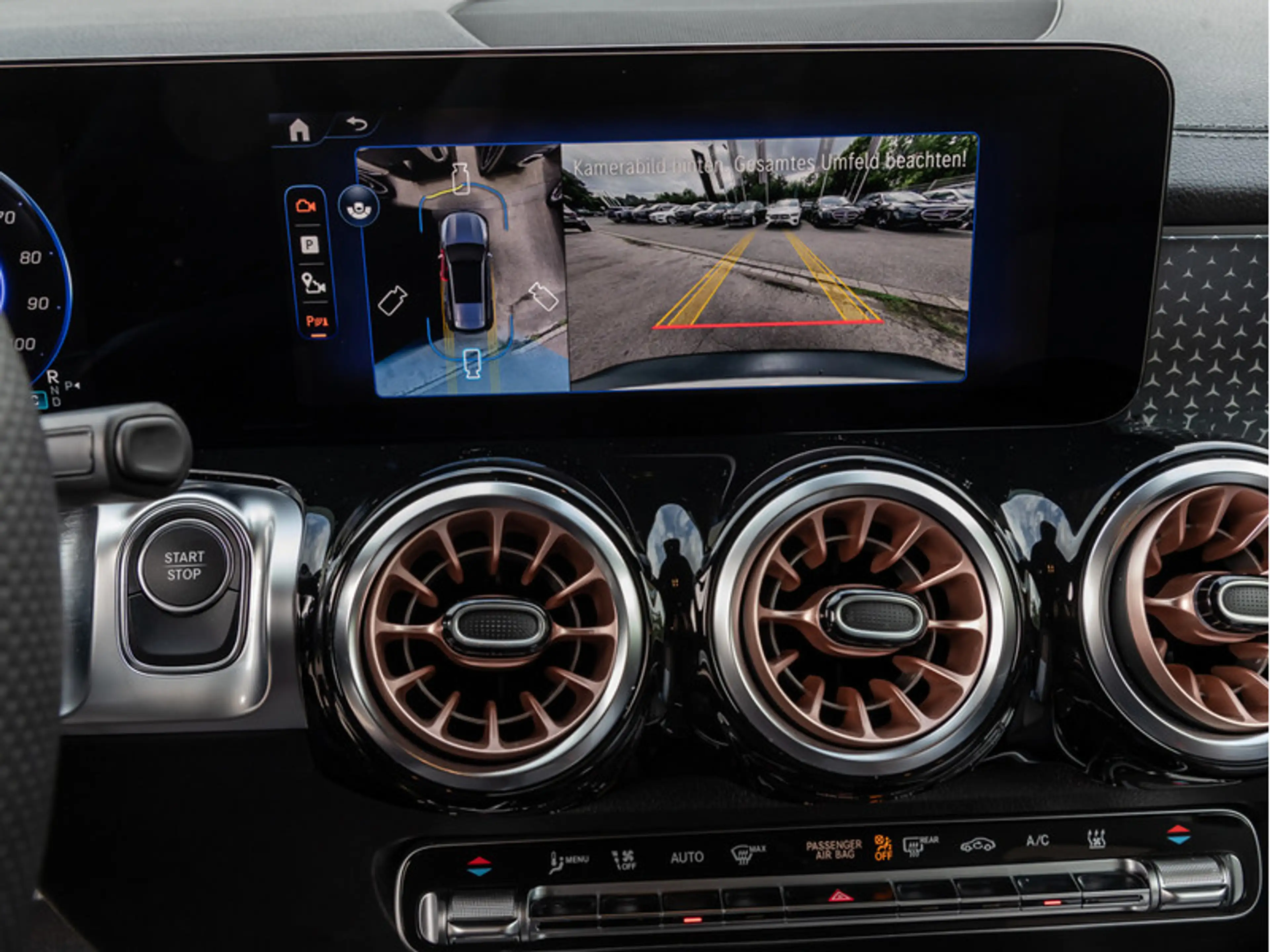 Mercedes-Benz EQB 250 + ElectricArt/LED/360/Night/Totw/Keyl/18" — photo 13