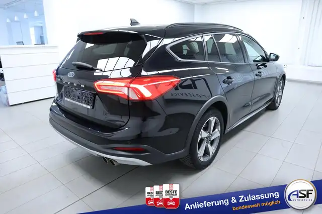 Ford Focus view 7