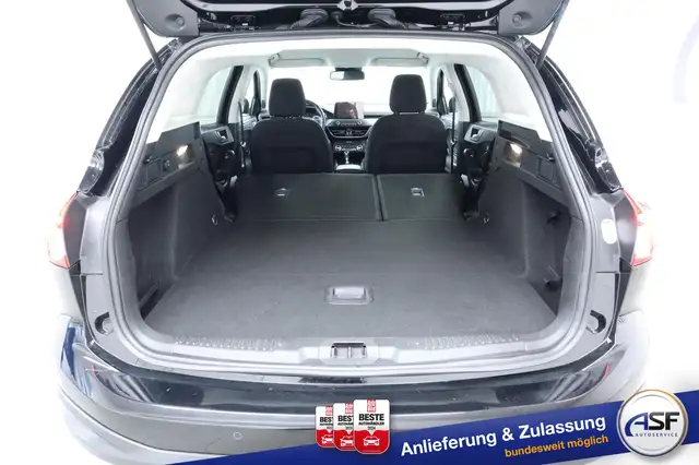 Ford Focus view 14
