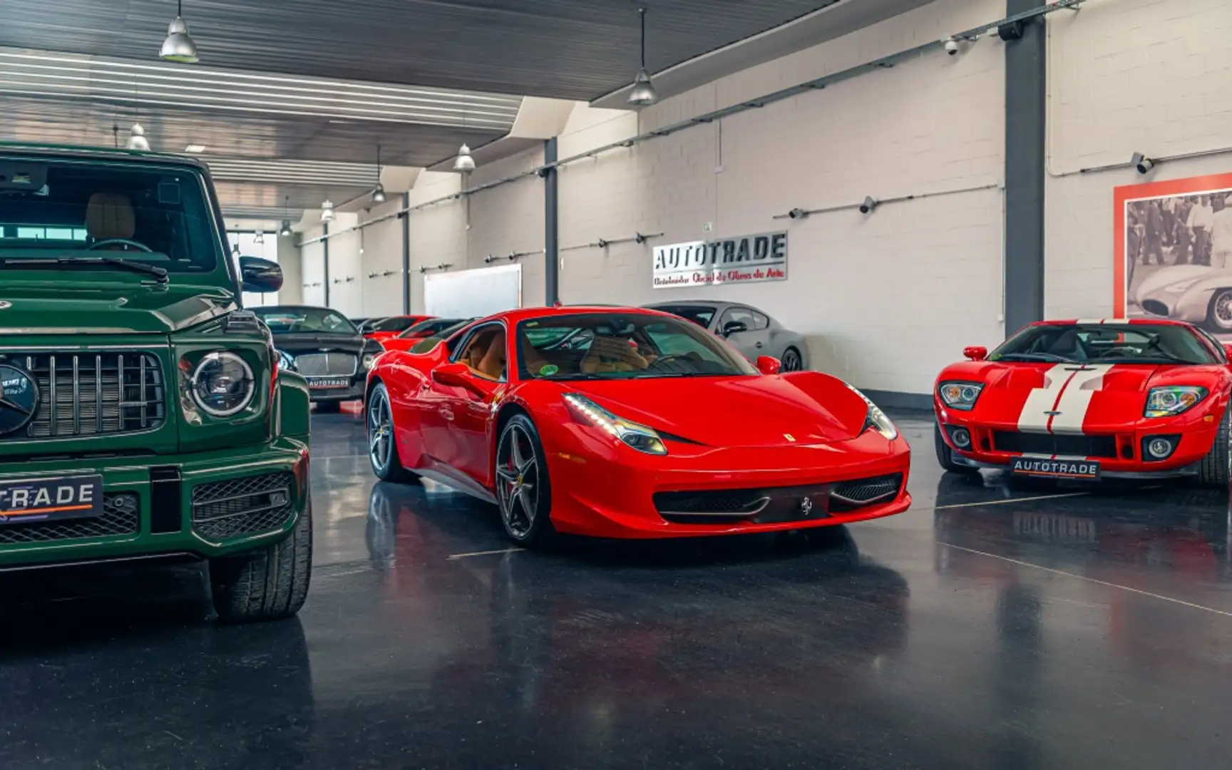 Ferrari 458 Italia Червоний - 2