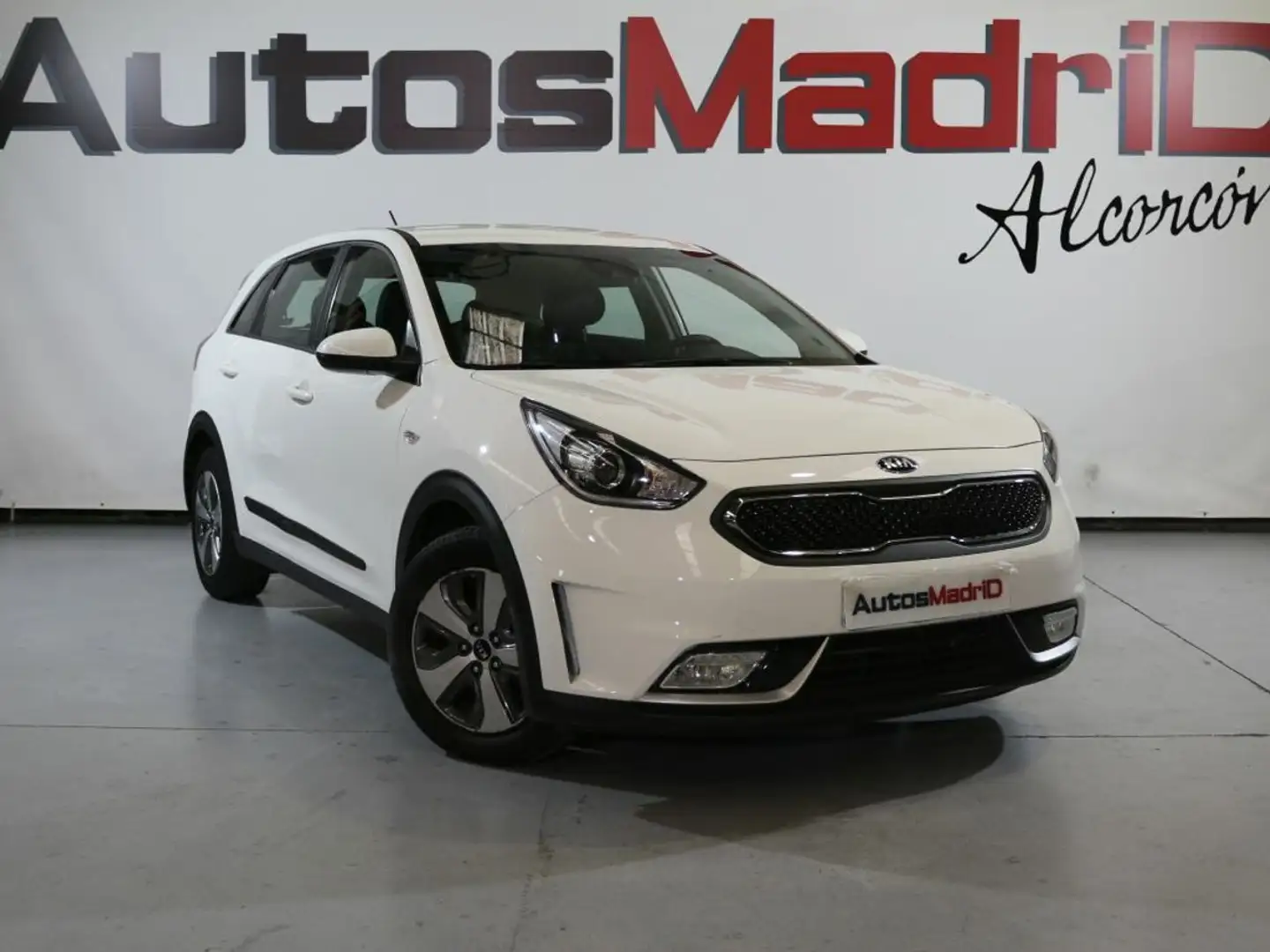Kia Niro 1.6 GDi HEV 104kW (141CV) Drive Blanco - 1