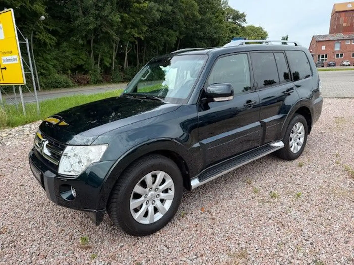Mitsubishi Pajero 3,2 DI-D 4WD Instyle Autom. -AHK-NAVI-XEN Vert - 2
