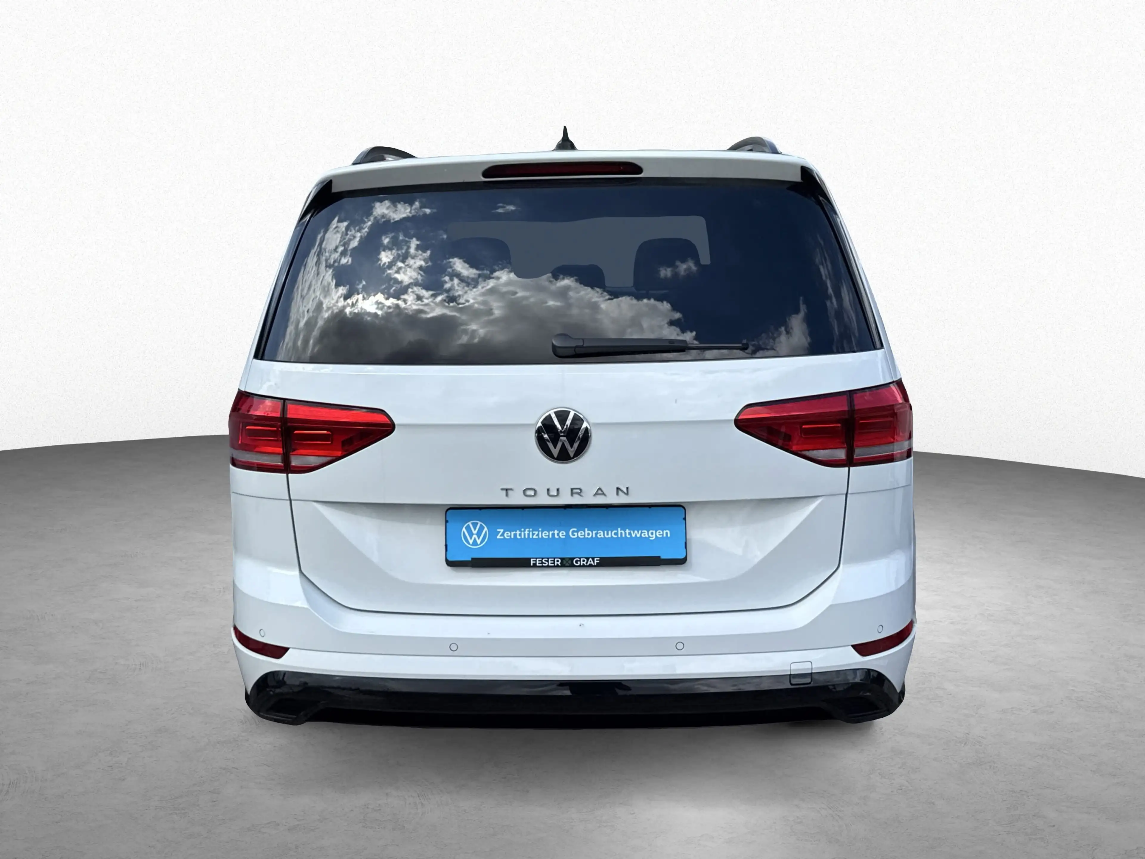 Volkswagen Touran Comfortline R-Line 1.5 TSI 7-DSG PANO KAMERA — photo 6