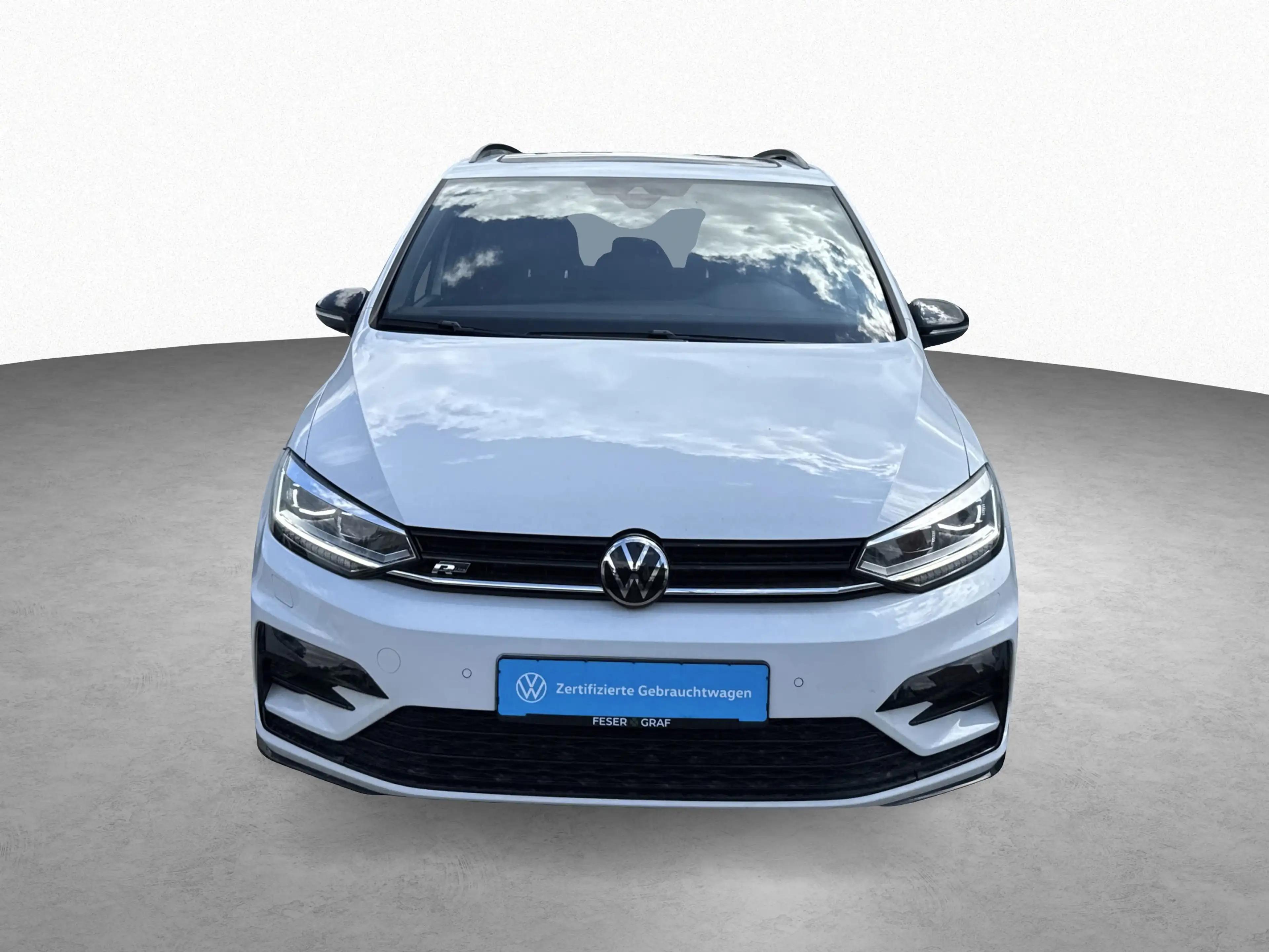 Volkswagen Touran Comfortline R-Line 1.5 TSI 7-DSG PANO KAMERA — photo 2