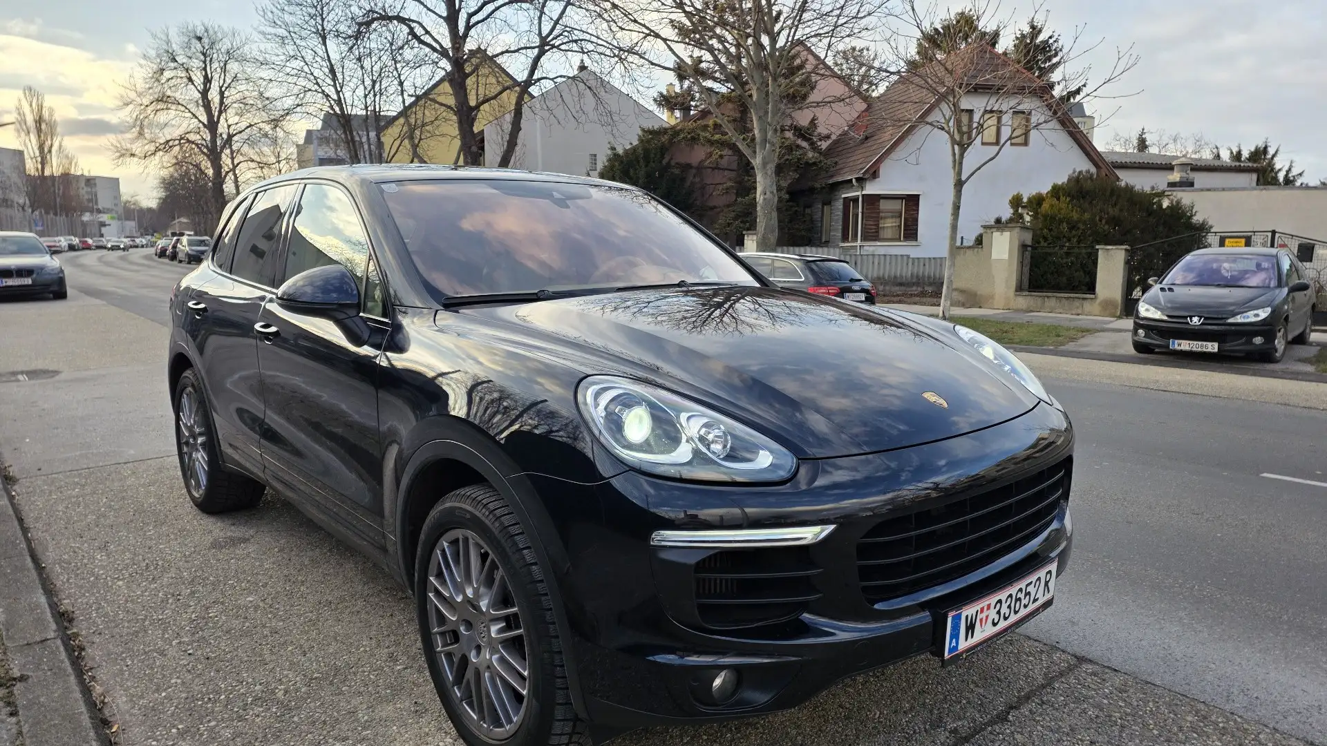 Porsche Cayenne II 3,0 Aut. mit APPROVED GARANTIE - 1