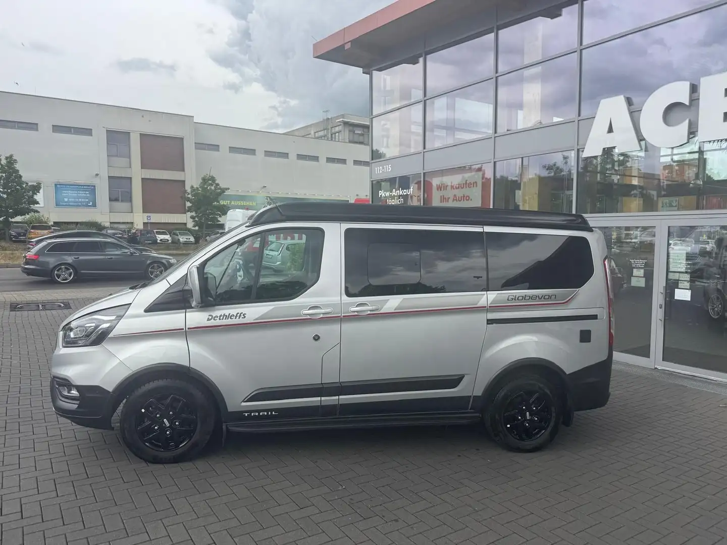 Ford Transit Custom Dethleffs Globevan Trail II Stdhz Plateado - 2