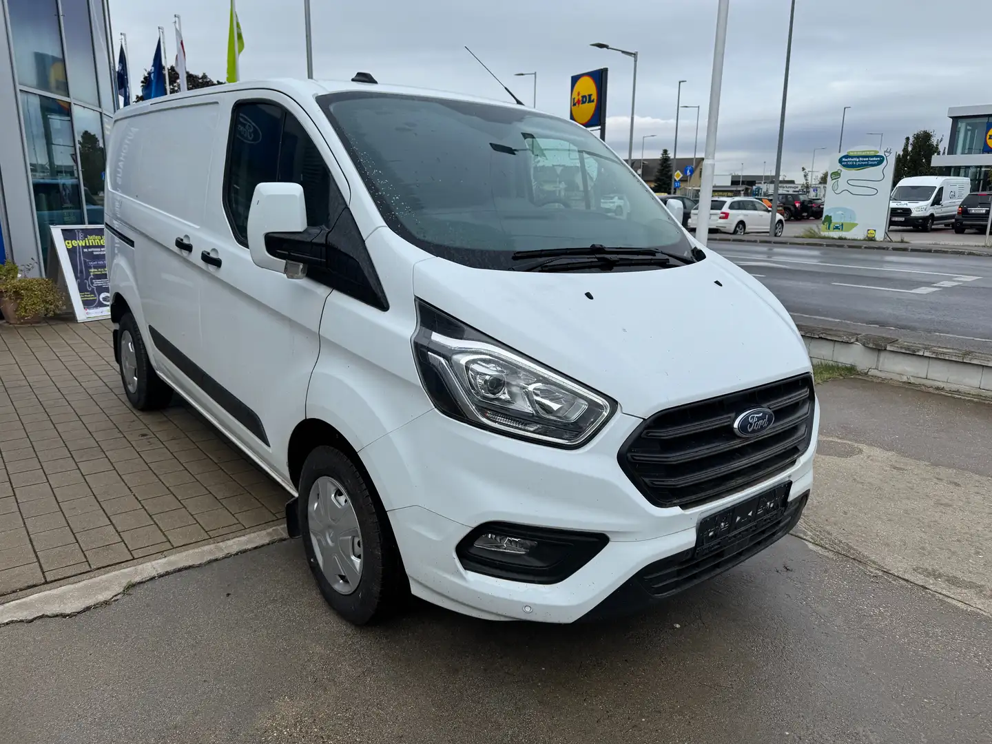 Ford Transit Custom 2.0 Ecoblue EK L1H1 300 Trend Weiß - 1