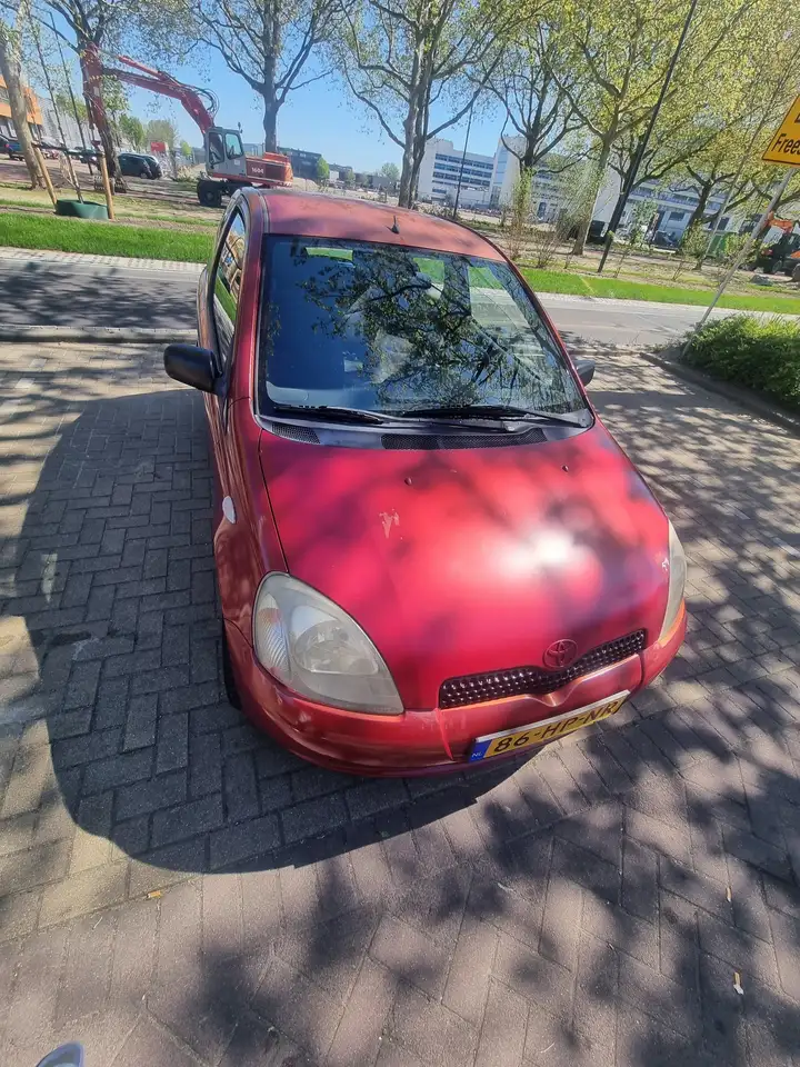 Toyota Yaris 1.3-16V VVT-i Sol, foto 5