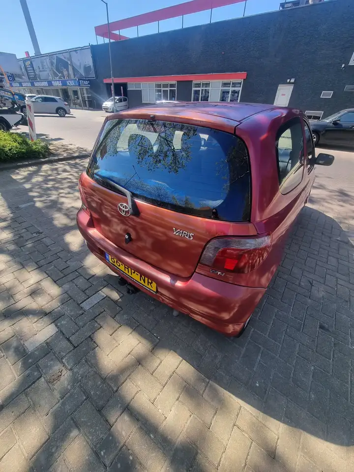 Toyota Yaris 1.3-16V VVT-i Sol, foto 2