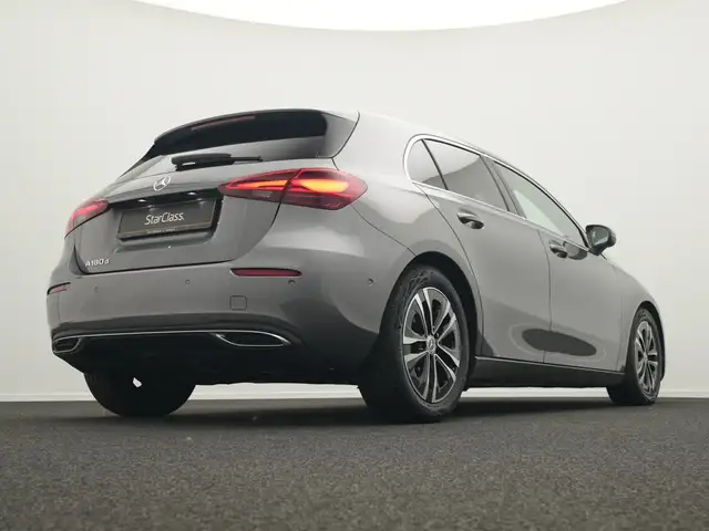 Mercedes-Benz A view 11