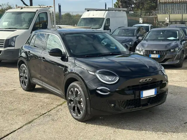 Fiat 600 1.2 HYBRID LA PRIMA DCT6 100cv