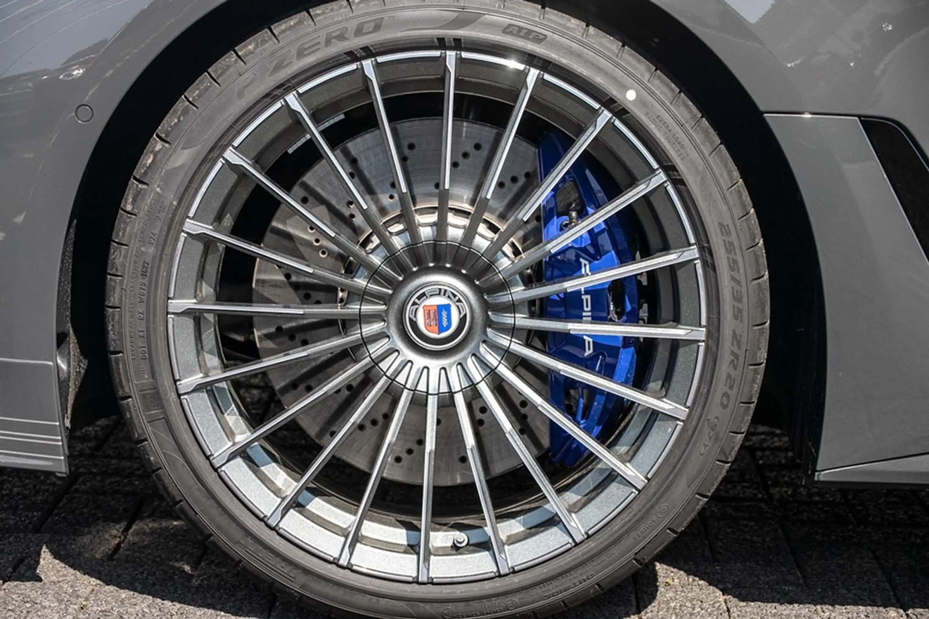 Alpina B4 3.0 Biturbo Allrad Leder HUD har/kar Glasdach — photo 5