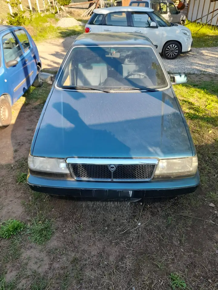 Lancia Thema 2.0 ie, foto 1