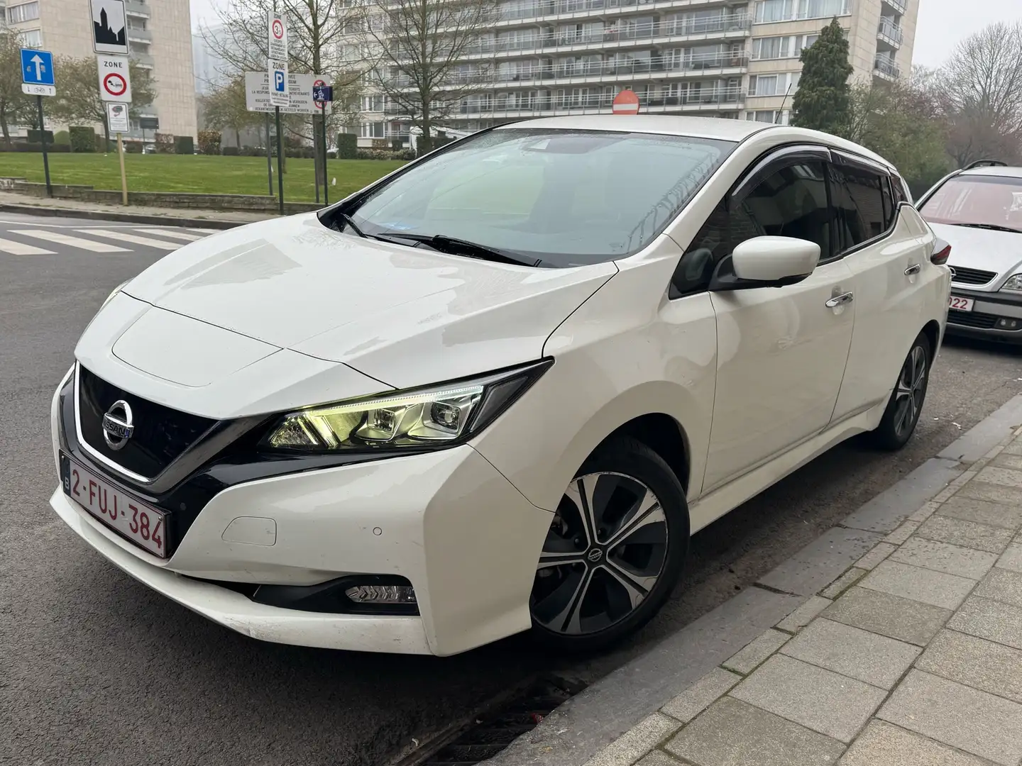 Nissan Leaf 62 kWh *360 CAMERA* *LED* *ADAP. CRUISE* *KEYLESS* - 1