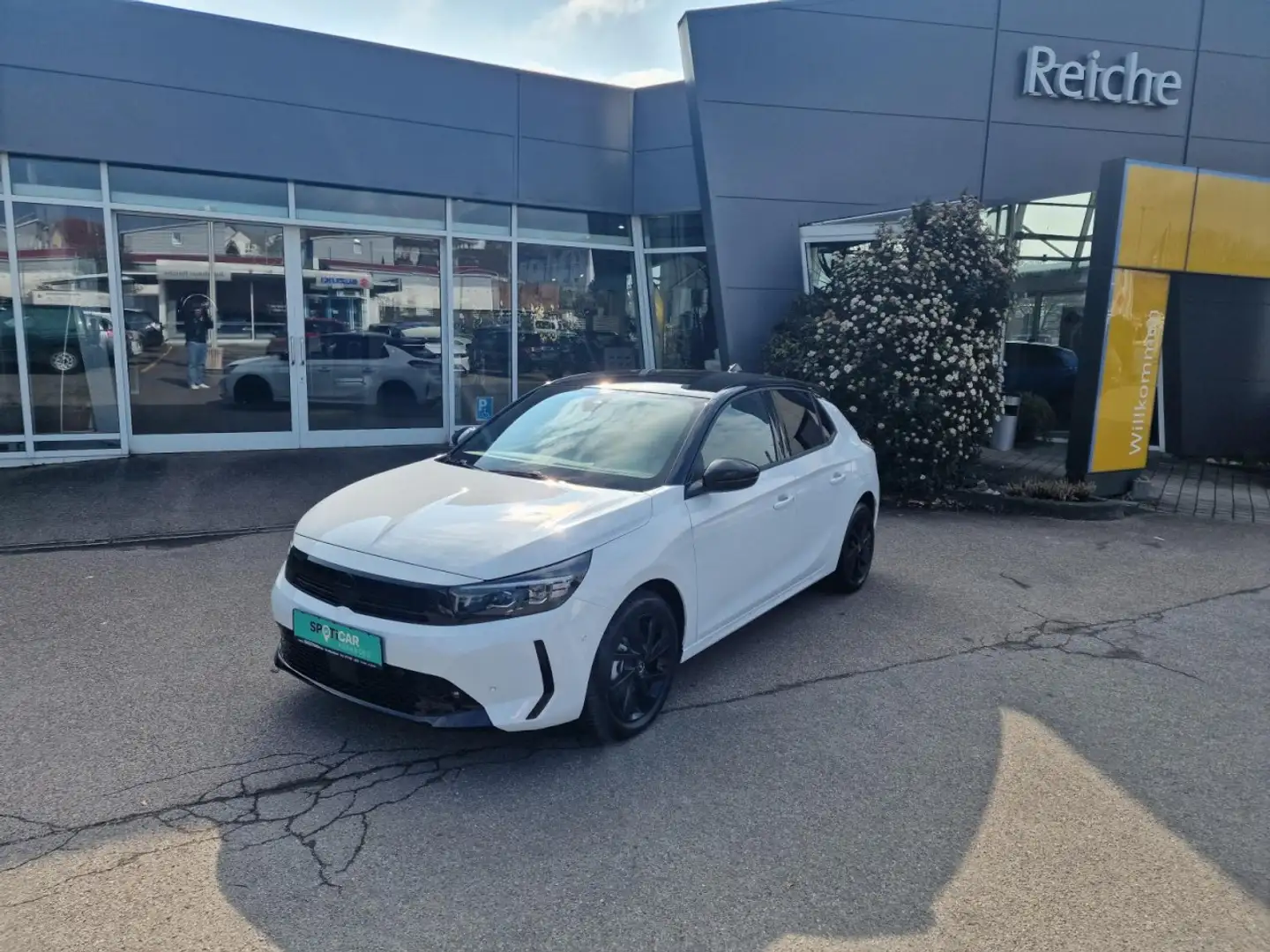 Opel Corsa GS 1,2 AT+MATRIX+NAV+SHZ+LHZ+TWW+RFK+PDC Klima Blanc - 1