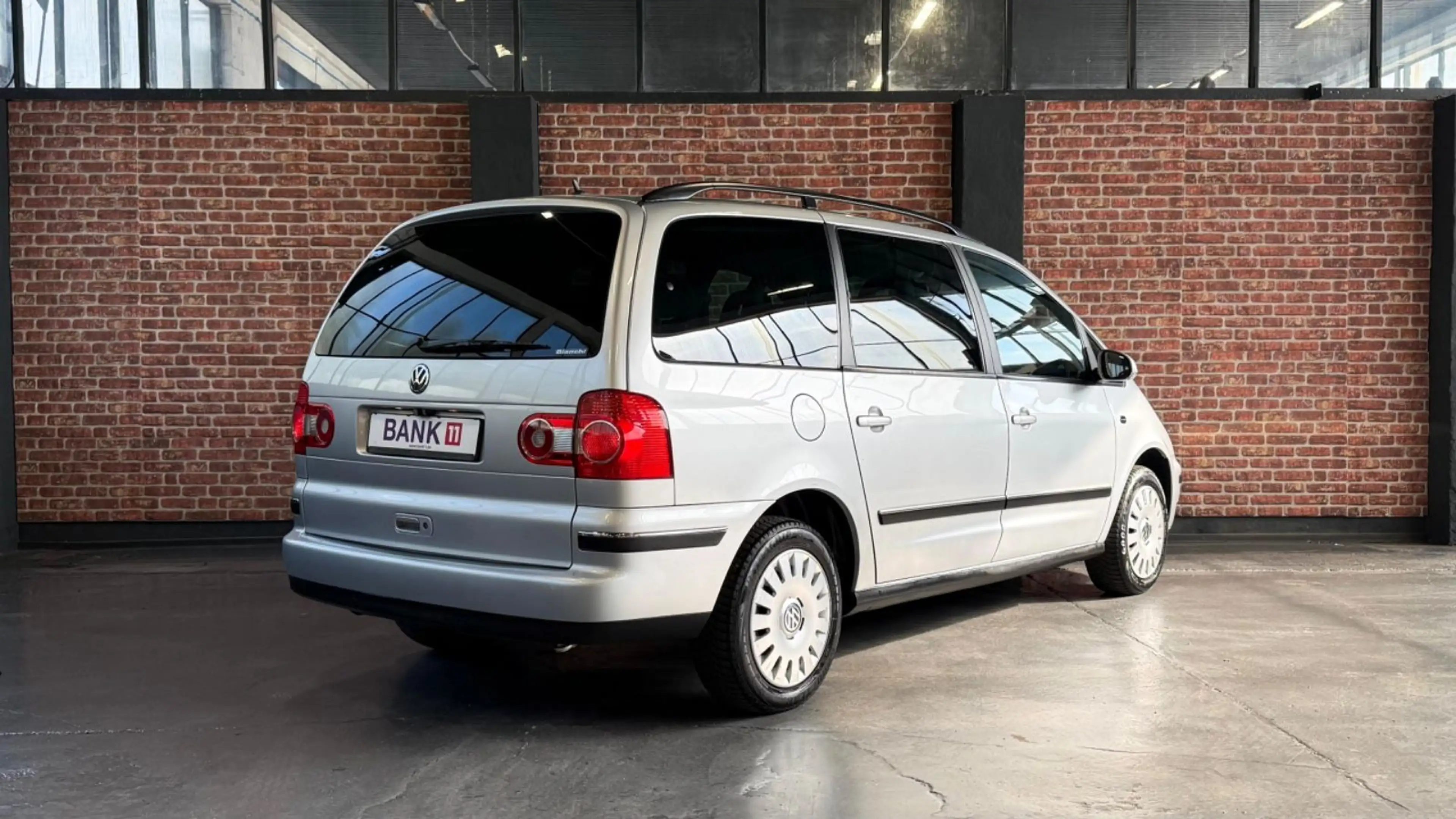 Volkswagen Sharan 2.0TDI XENON*PDC*SHZ*7-SITZER*TÜV-NEU — photo 6