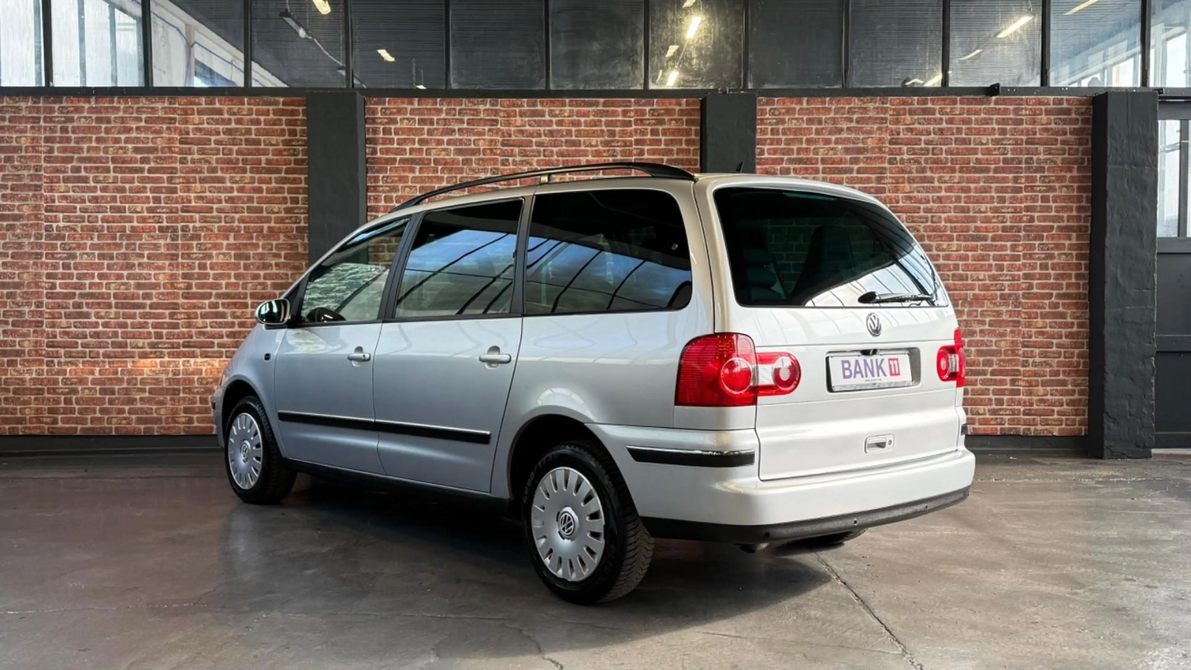 Volkswagen Sharan 2.0TDI XENON*PDC*SHZ*7-SITZER*TÜV-NEU — photo 4