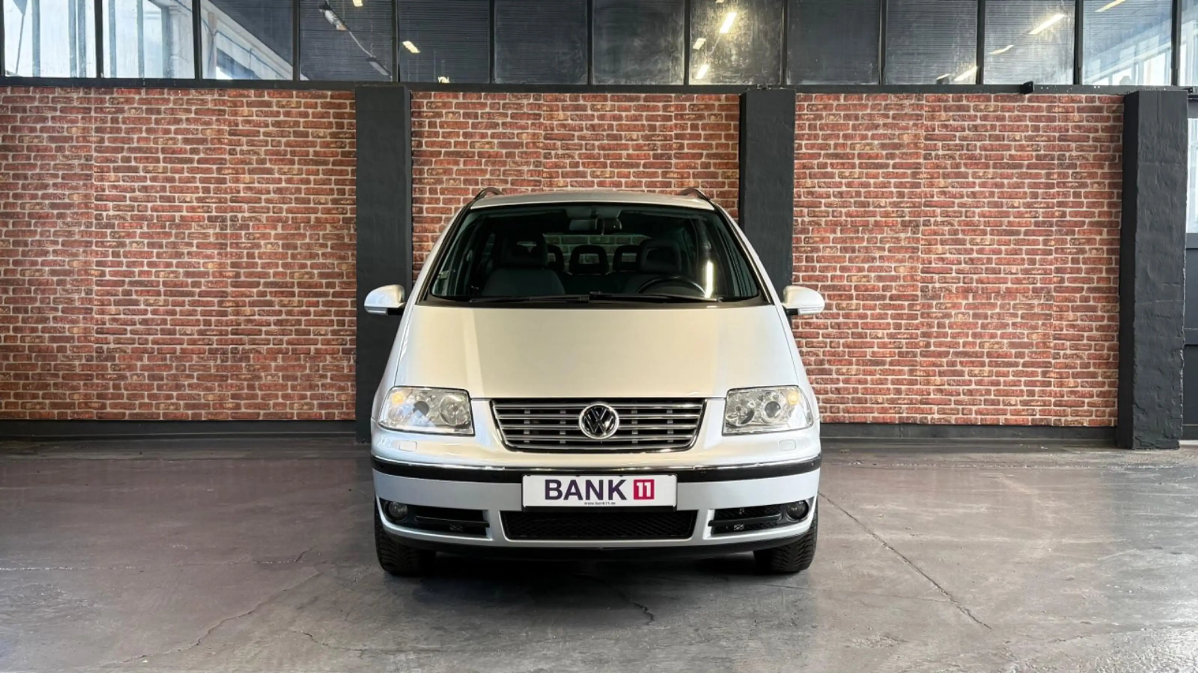 Volkswagen Sharan 2.0TDI XENON*PDC*SHZ*7-SITZER*TÜV-NEU — photo 2
