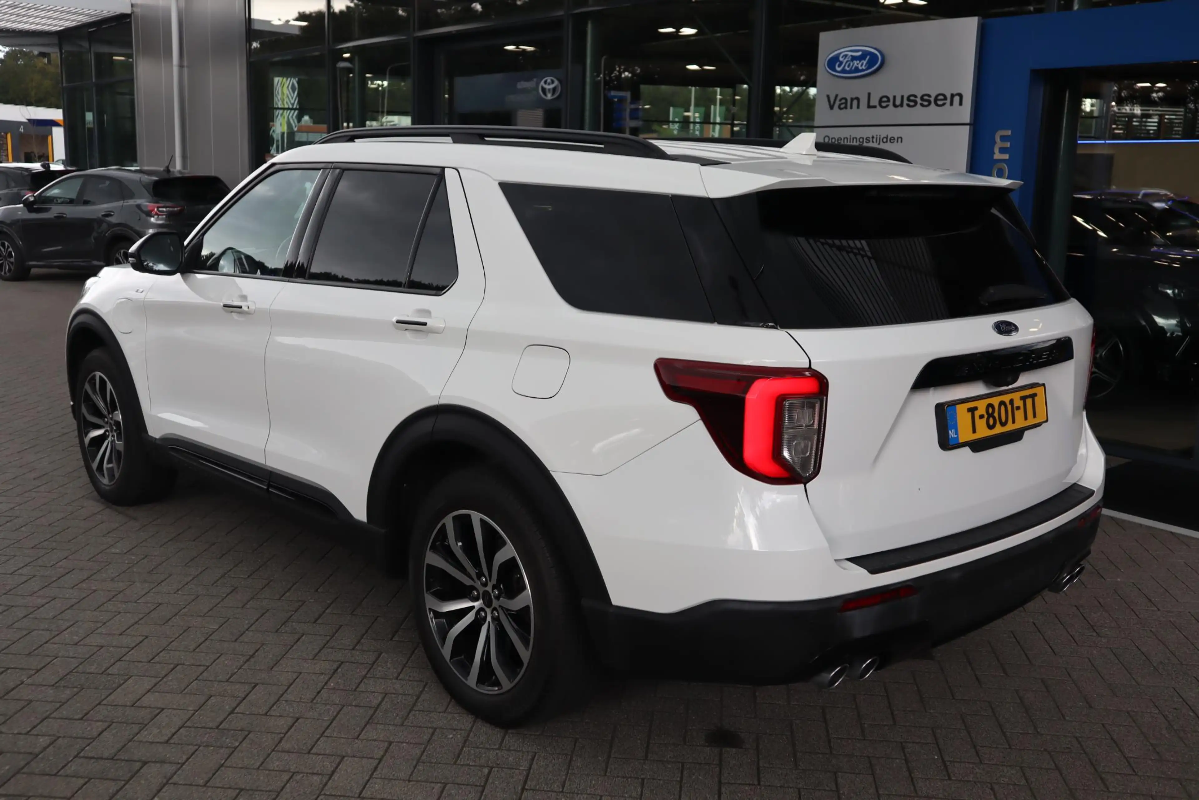 Ford Explorer 3.0 V6 PHEV 457PK ST-LINE PLUG-IN 7-PERSOONS — photo 3