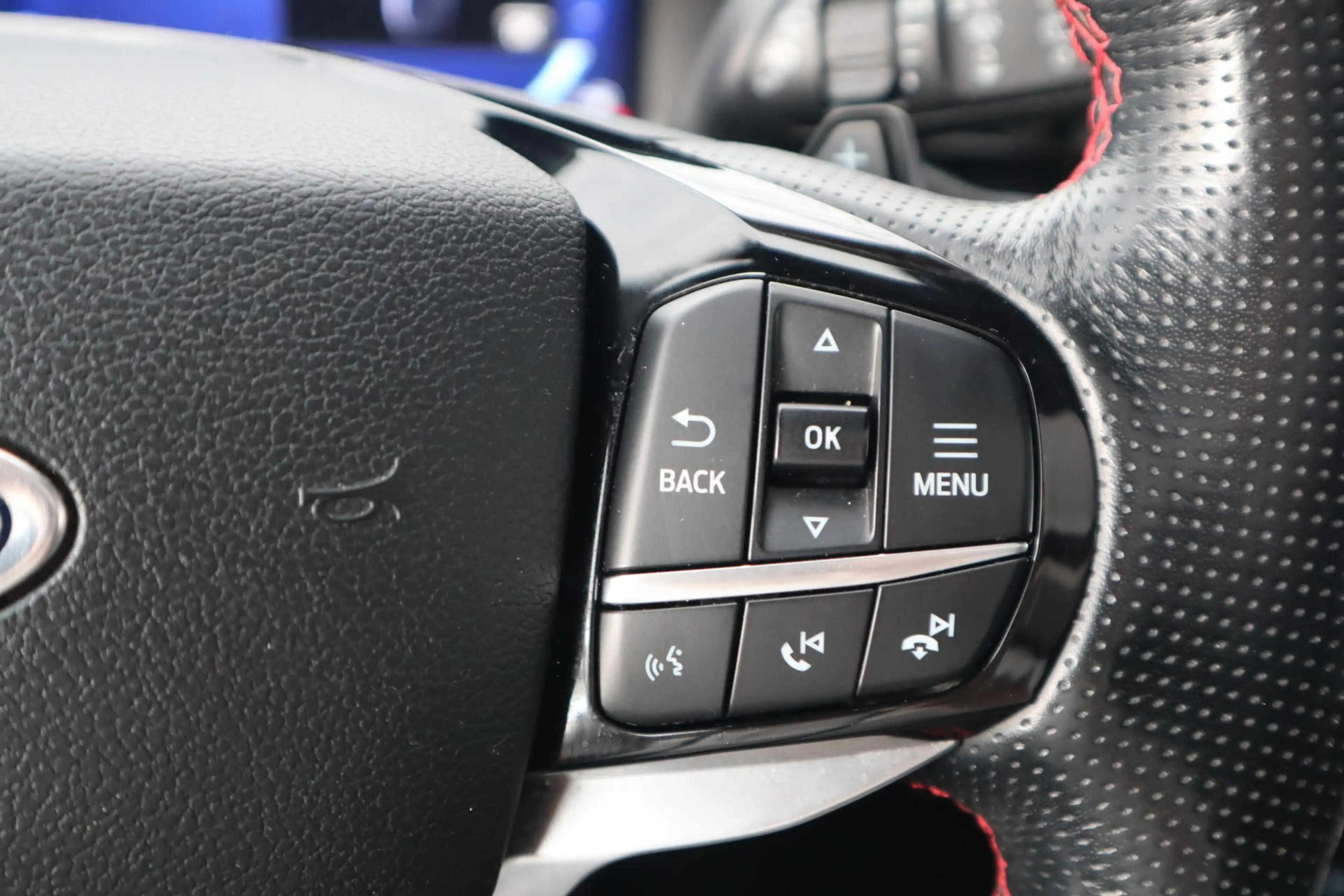 Ford Explorer 3.0 V6 PHEV 457PK ST-LINE PLUG-IN 7-PERSOONS — photo 32