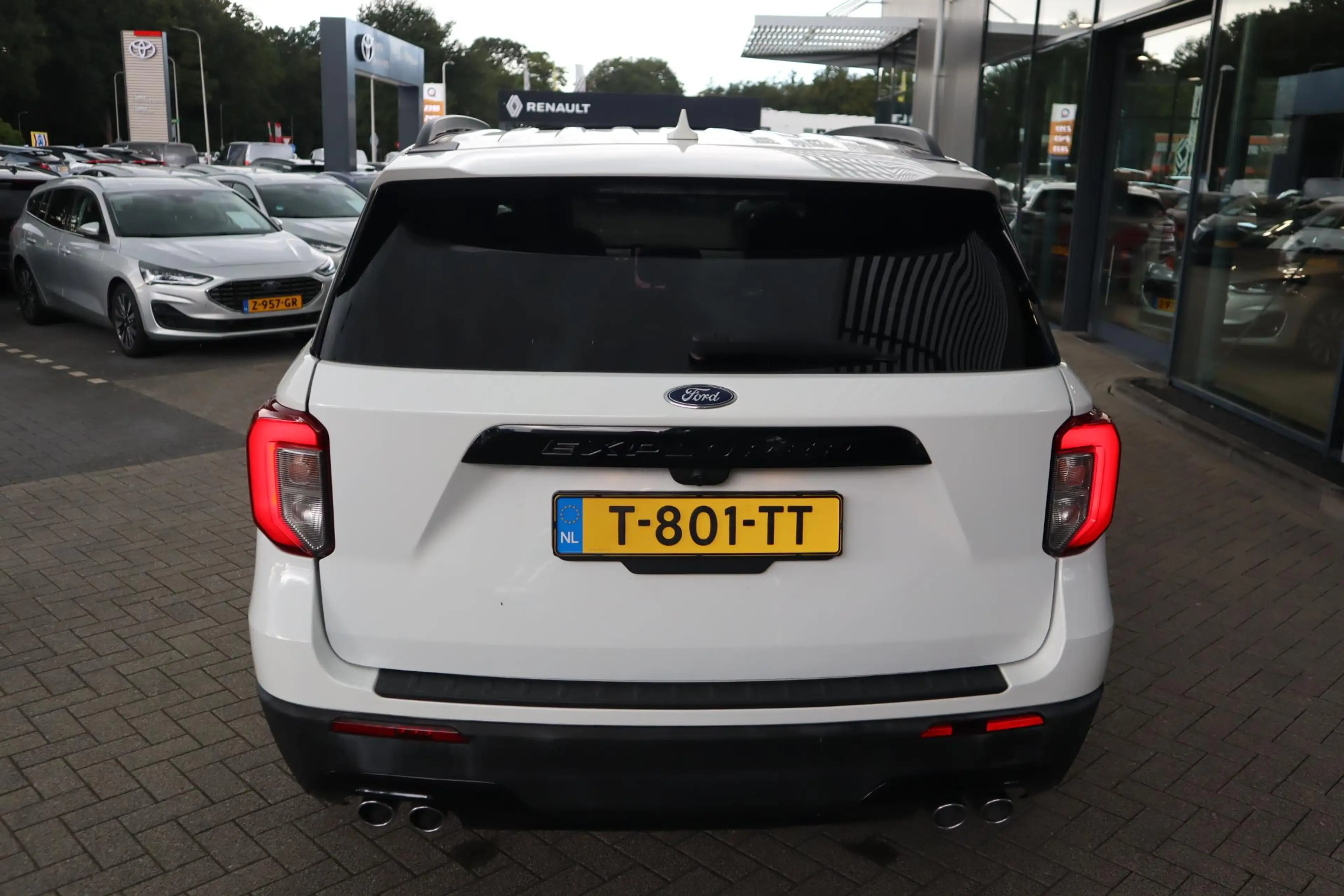 Ford Explorer 3.0 V6 PHEV 457PK ST-LINE PLUG-IN 7-PERSOONS — photo 4