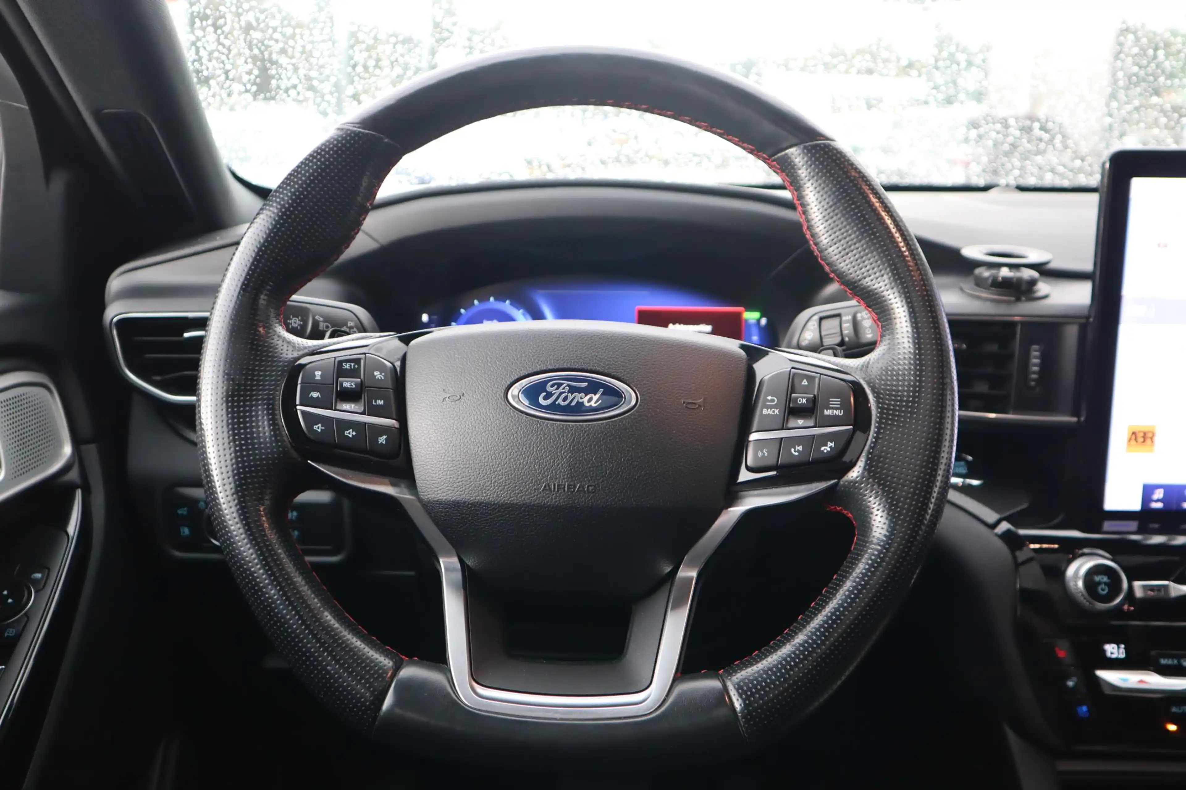 Ford Explorer 3.0 V6 PHEV 457PK ST-LINE PLUG-IN 7-PERSOONS — photo 25