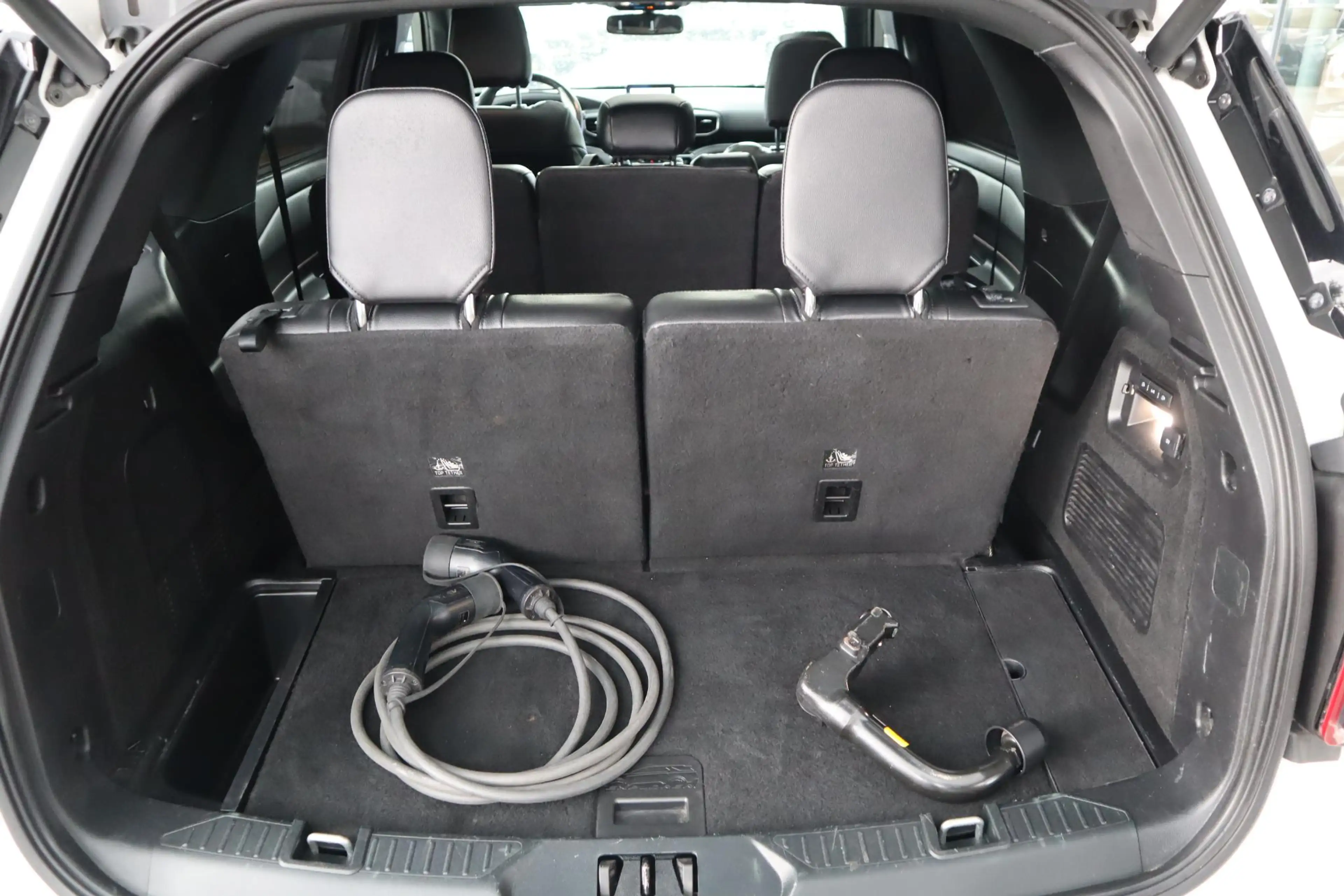 Ford Explorer 3.0 V6 PHEV 457PK ST-LINE PLUG-IN 7-PERSOONS — photo 9