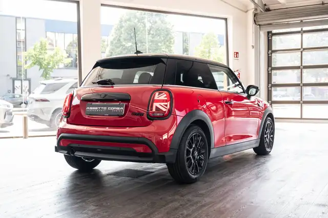 Mini Cooper Cooper view 6