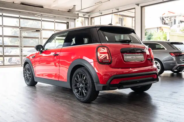 Mini Cooper Cooper view 4