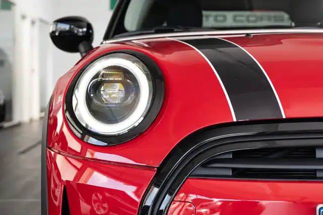 Mini Hatch view 23