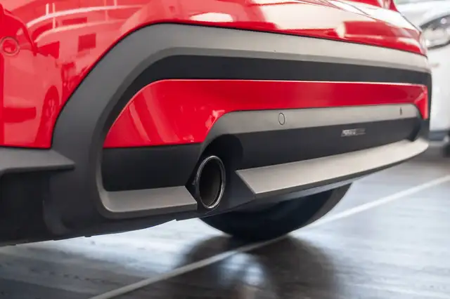 Mini Hatch view 18