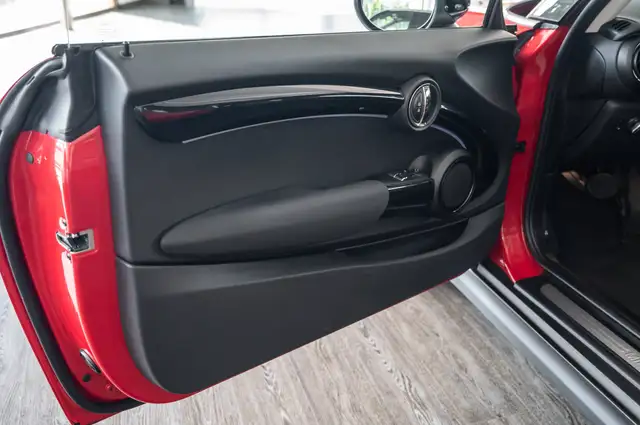 Mini Cooper Cooper view 14