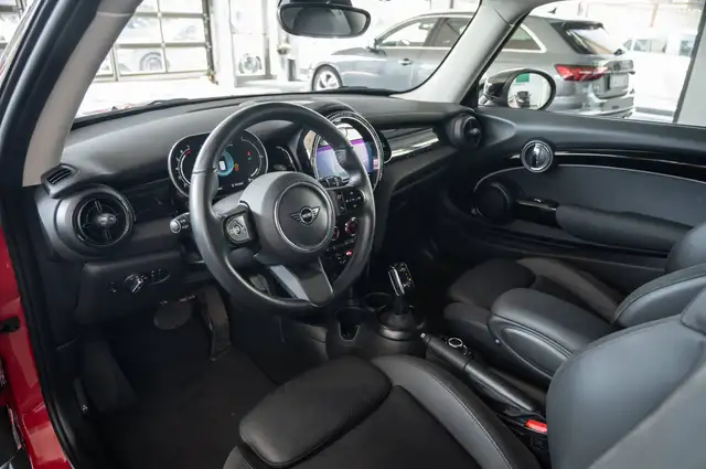 Mini Cooper Cooper view 8