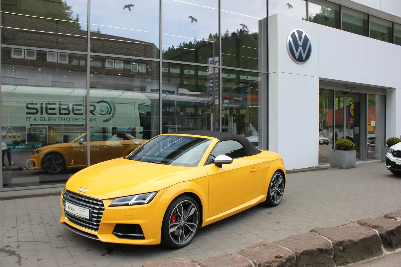 Audi TT S Roadster 2.0 TFSI quattro DSG Jaune - 1