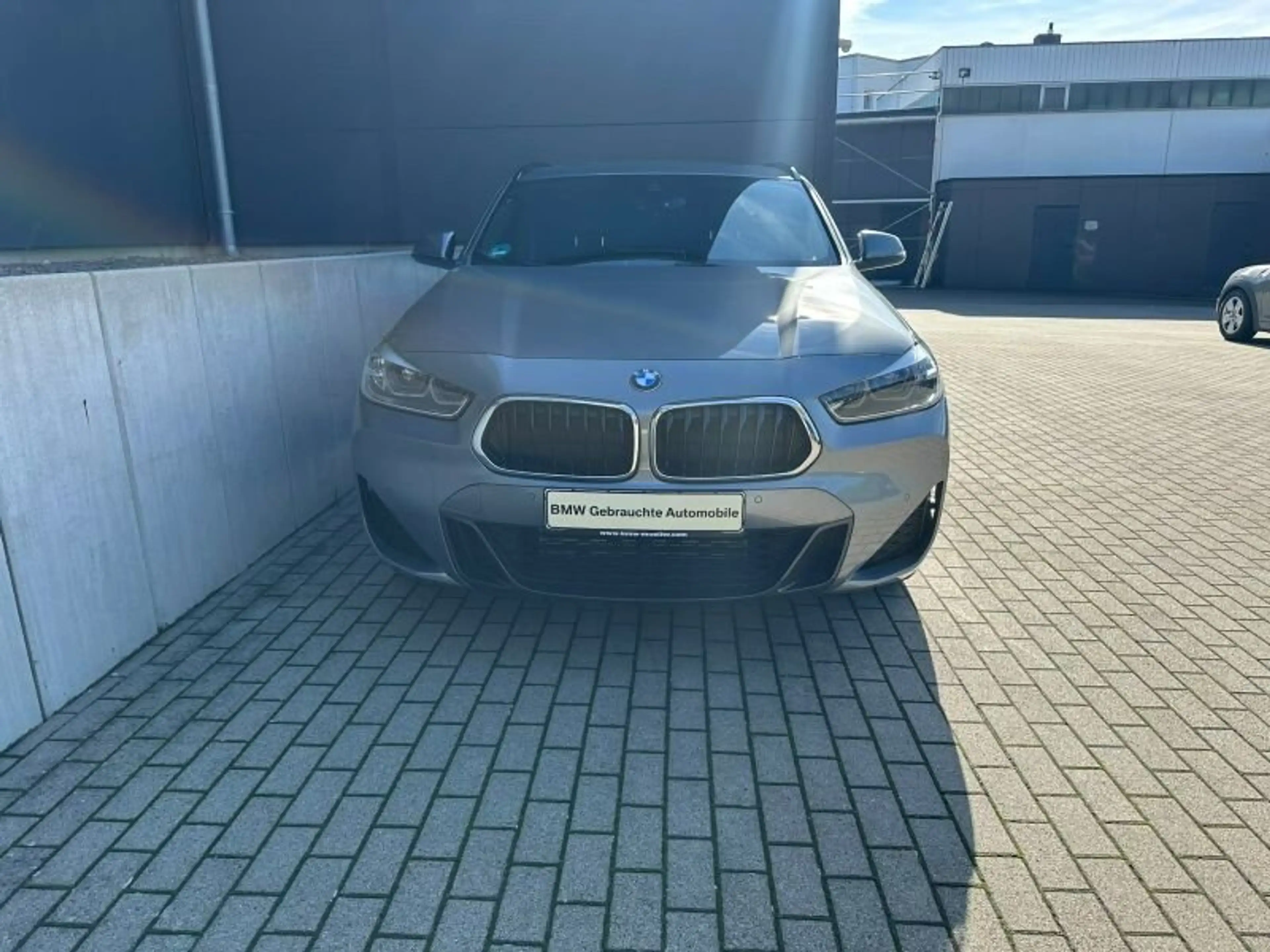 BMW X2 sDrive20d SAG M Sport LED/NAV+/HUD/PANO/CAM — photo 5