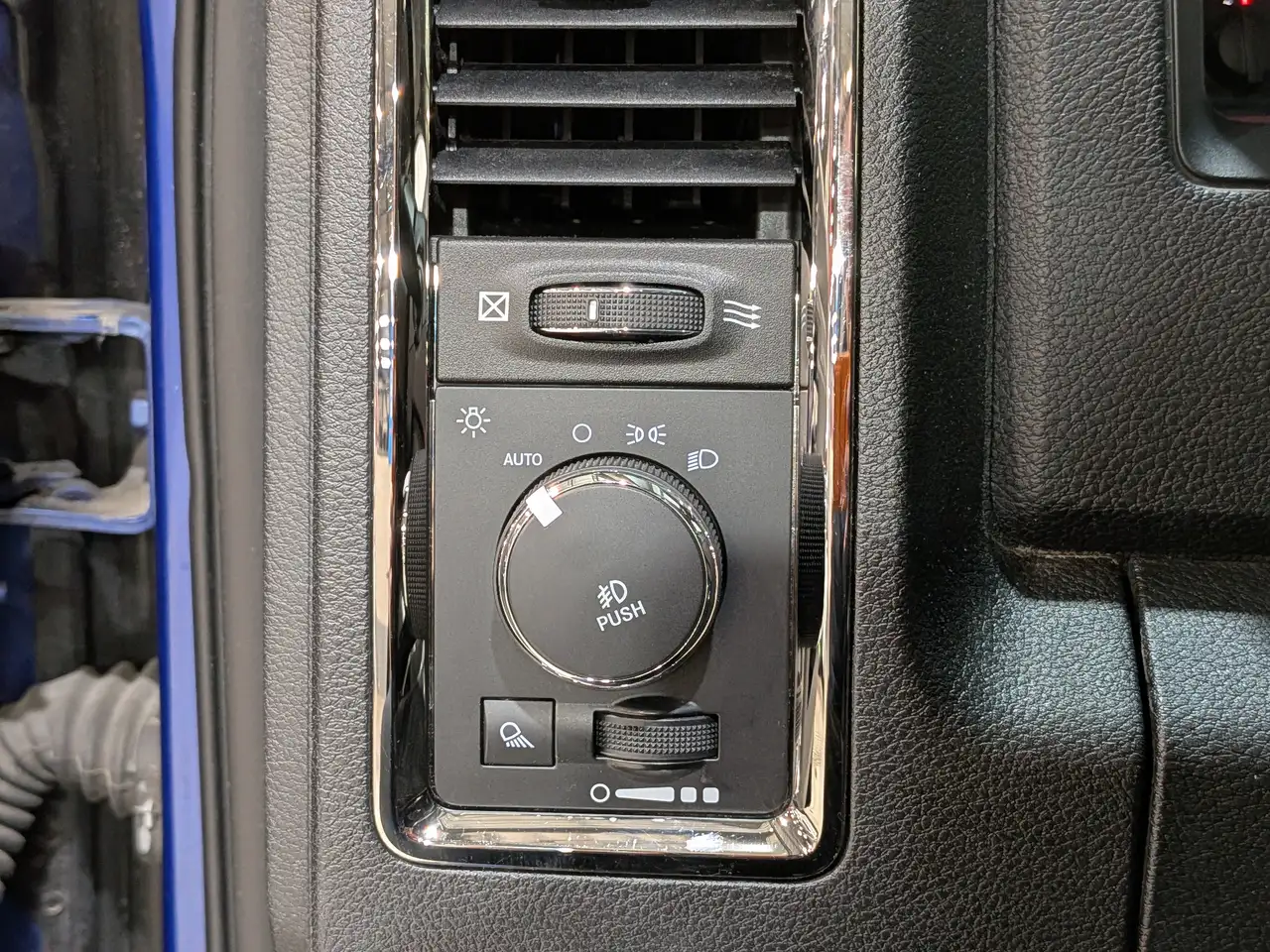 RAM 1500 photo RAM 1500