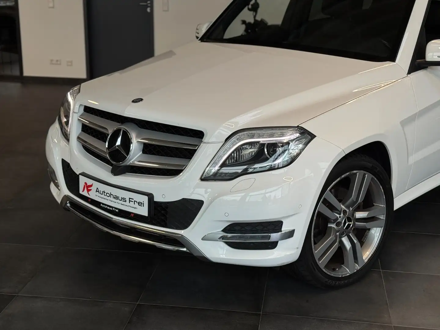 Mercedes-Benz GLK 220 4Matic 360°Kamera*Comand*AHK*Scheckheft Blanc - 1