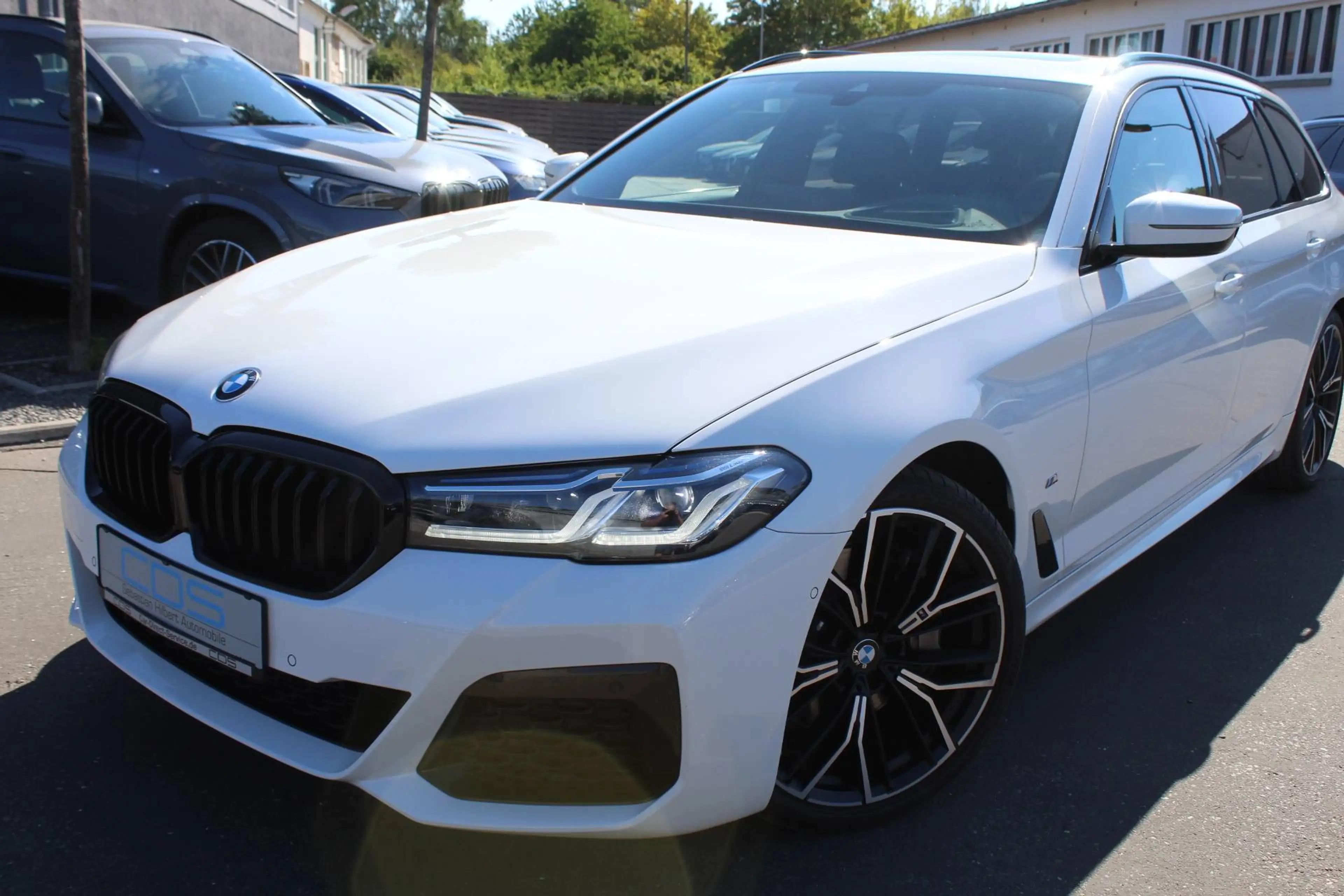 BMW 540 d Tour. xDrive M Sportpaket +Panoramad.+Komfortsitz+20 Zoll — photo 3