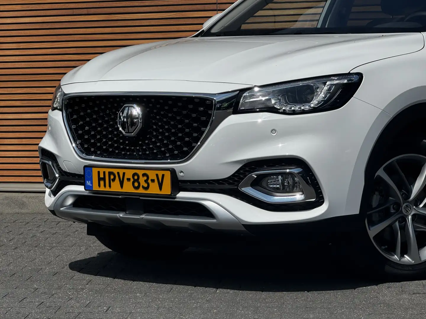 MG EHS 1.5 TGDI Comfort Camera / DAB / Leer / Navi / Stoe Wit - 2