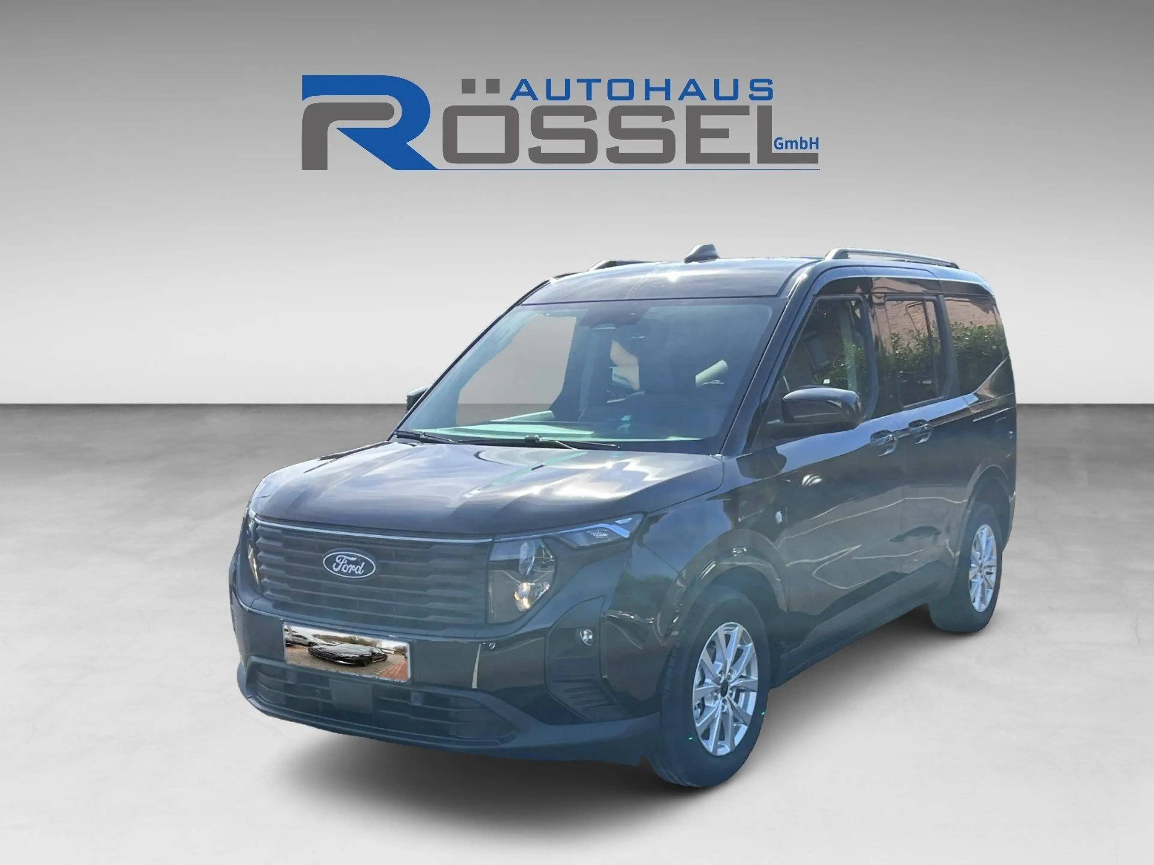 Ford Tourneo Courier 1.0 EcoBoost Automatik Titanium