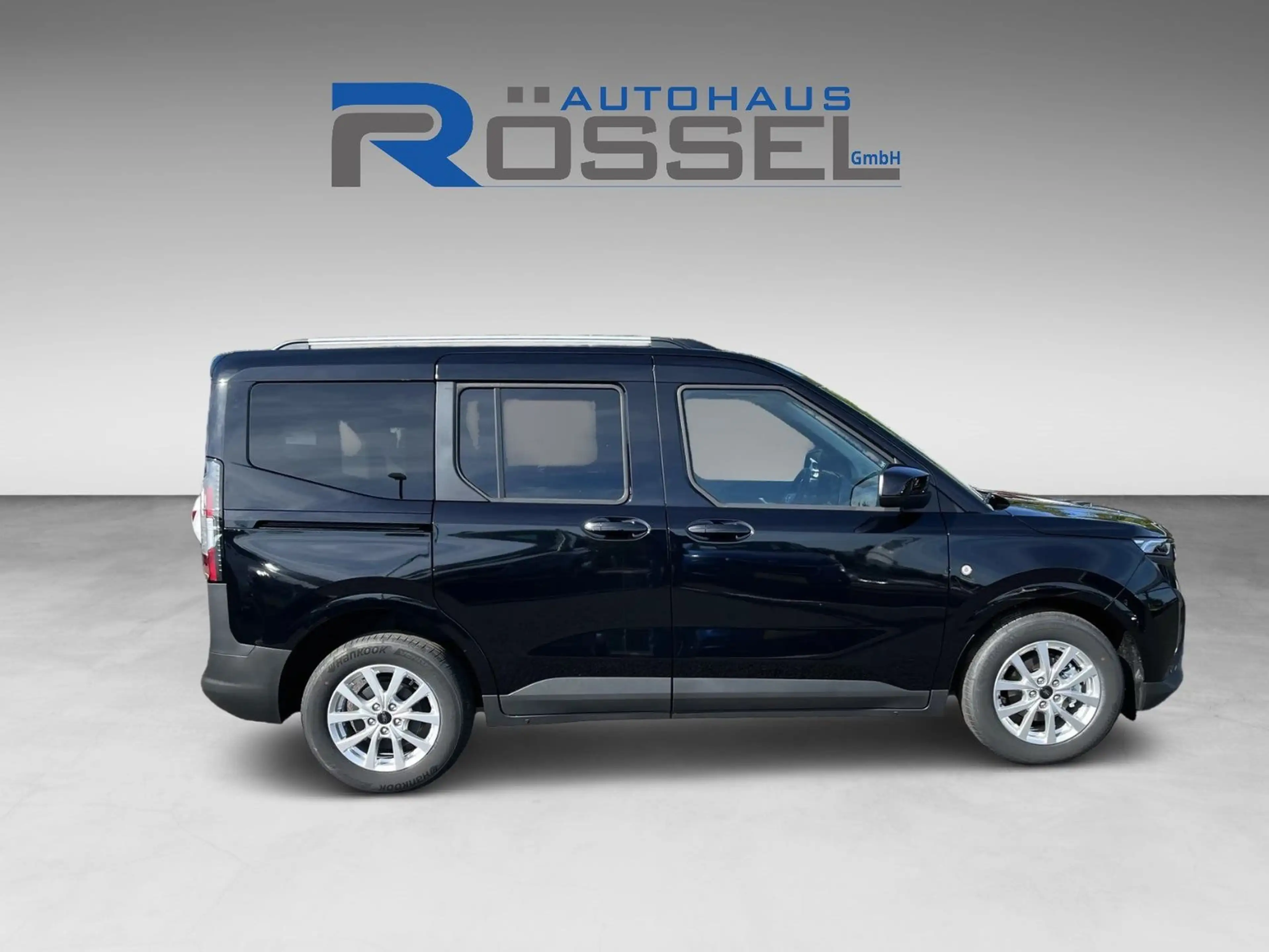 Ford Tourneo Courier 1.0 EcoBoost Automatik Titanium — photo 4